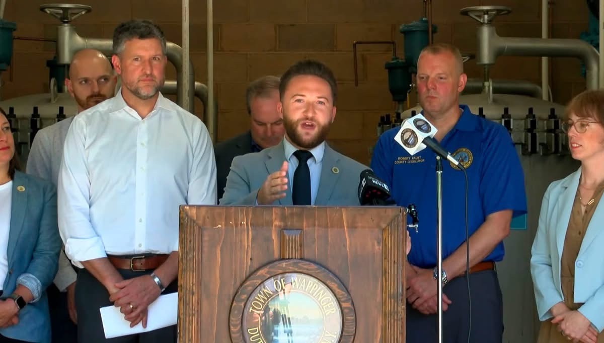 https://townofwappingerny.gov/wp-content/uploads/2026/07/Supervisor-Cavaccini-gives-speech-regarding-Hilltop-Water.jpg